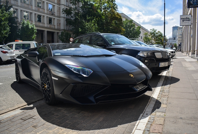 Lamborghini Aventador LP750-4 SuperVeloce Roadster