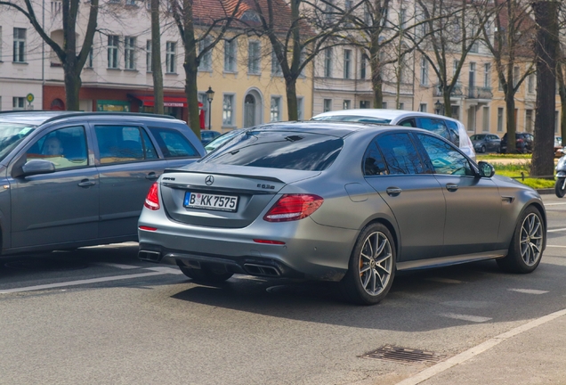 Mercedes-AMG E 63 S W213