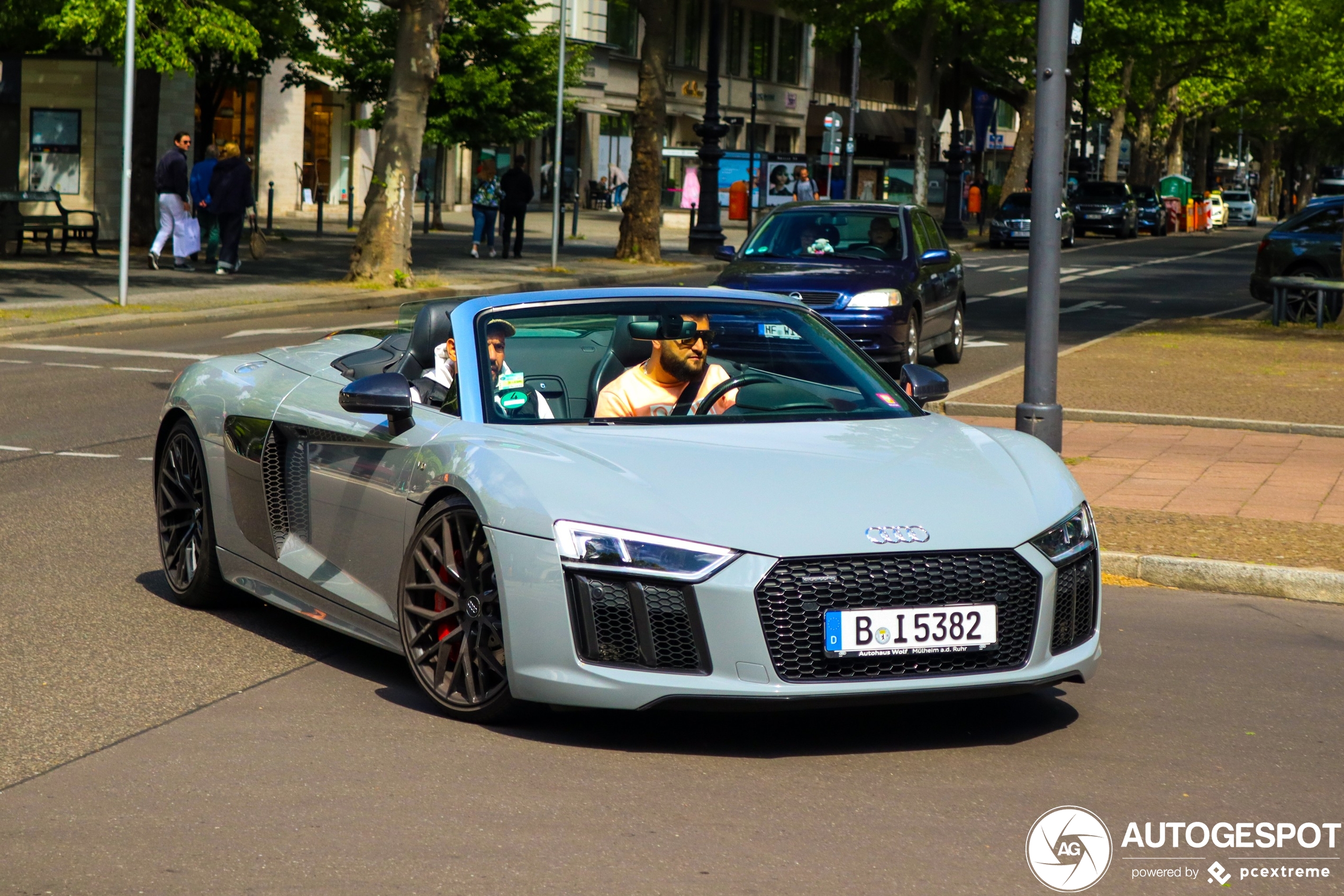 Audi R8 V10 Spyder 2016