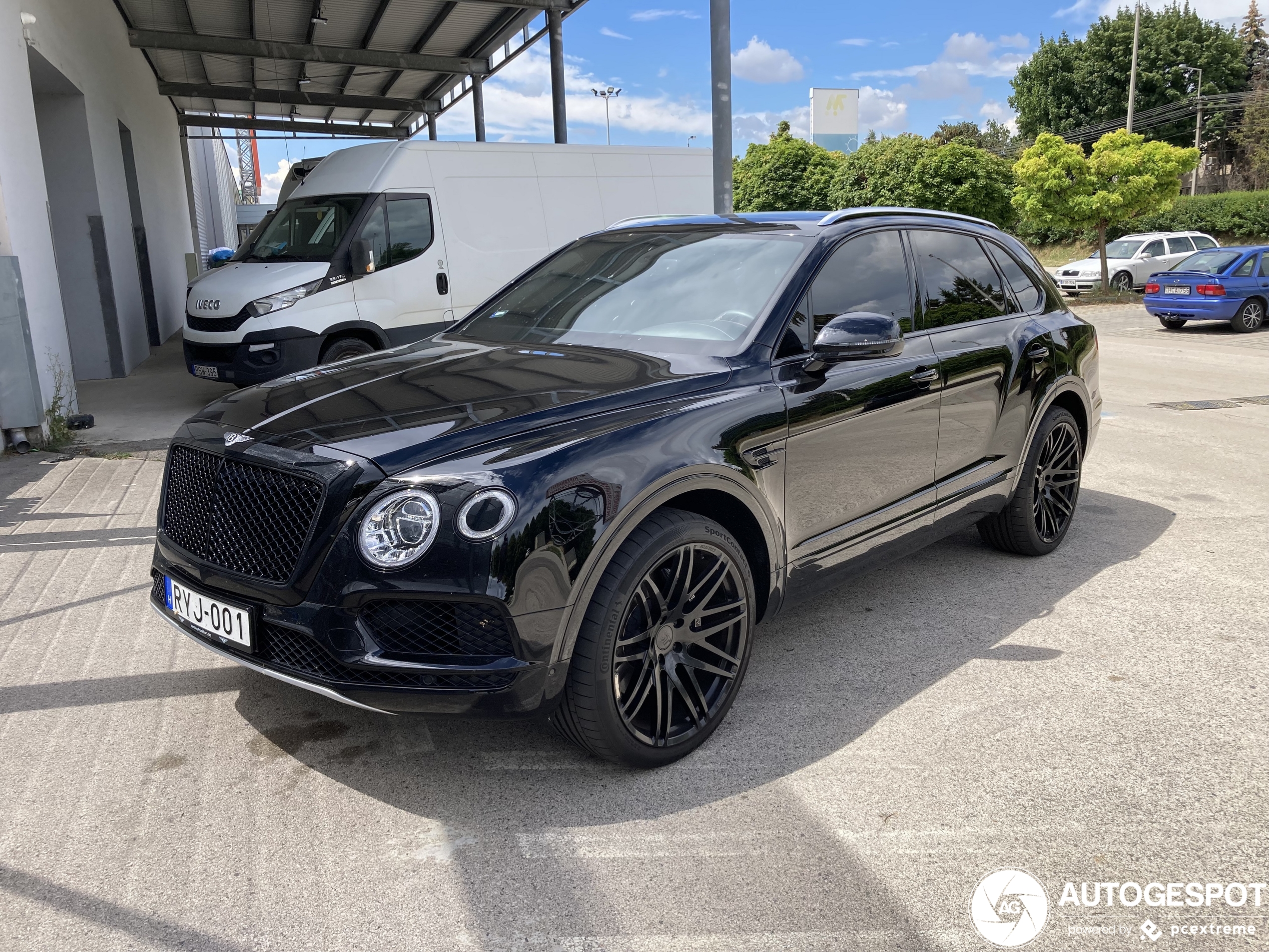 Bentley Bentayga Black Edition