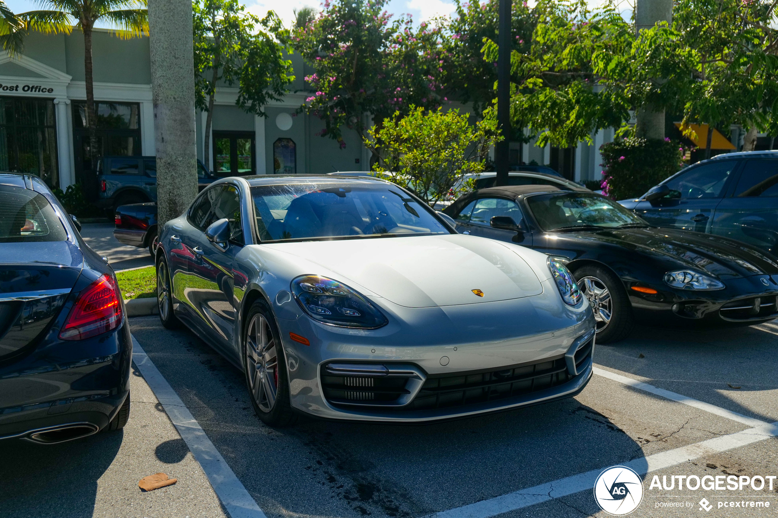 Porsche 971 Panamera GTS MkII