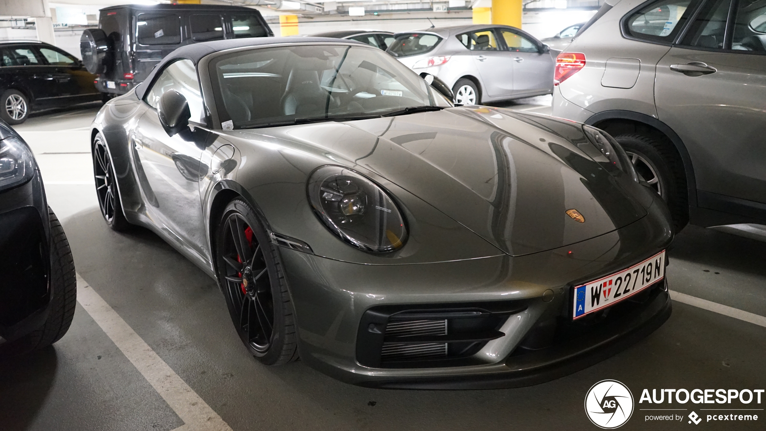 Porsche 992 Carrera GTS Cabriolet