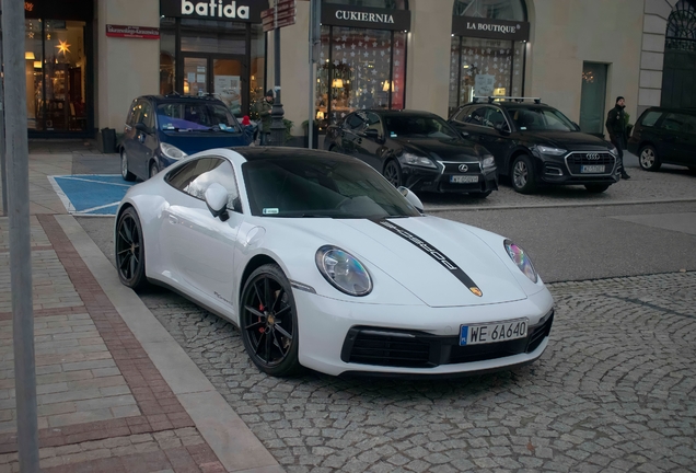 Porsche 992 Carrera 4S