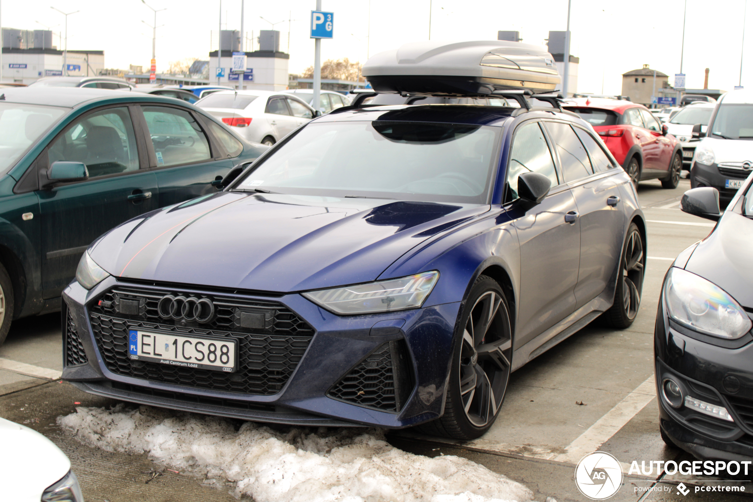 Audi RS6 Avant C8