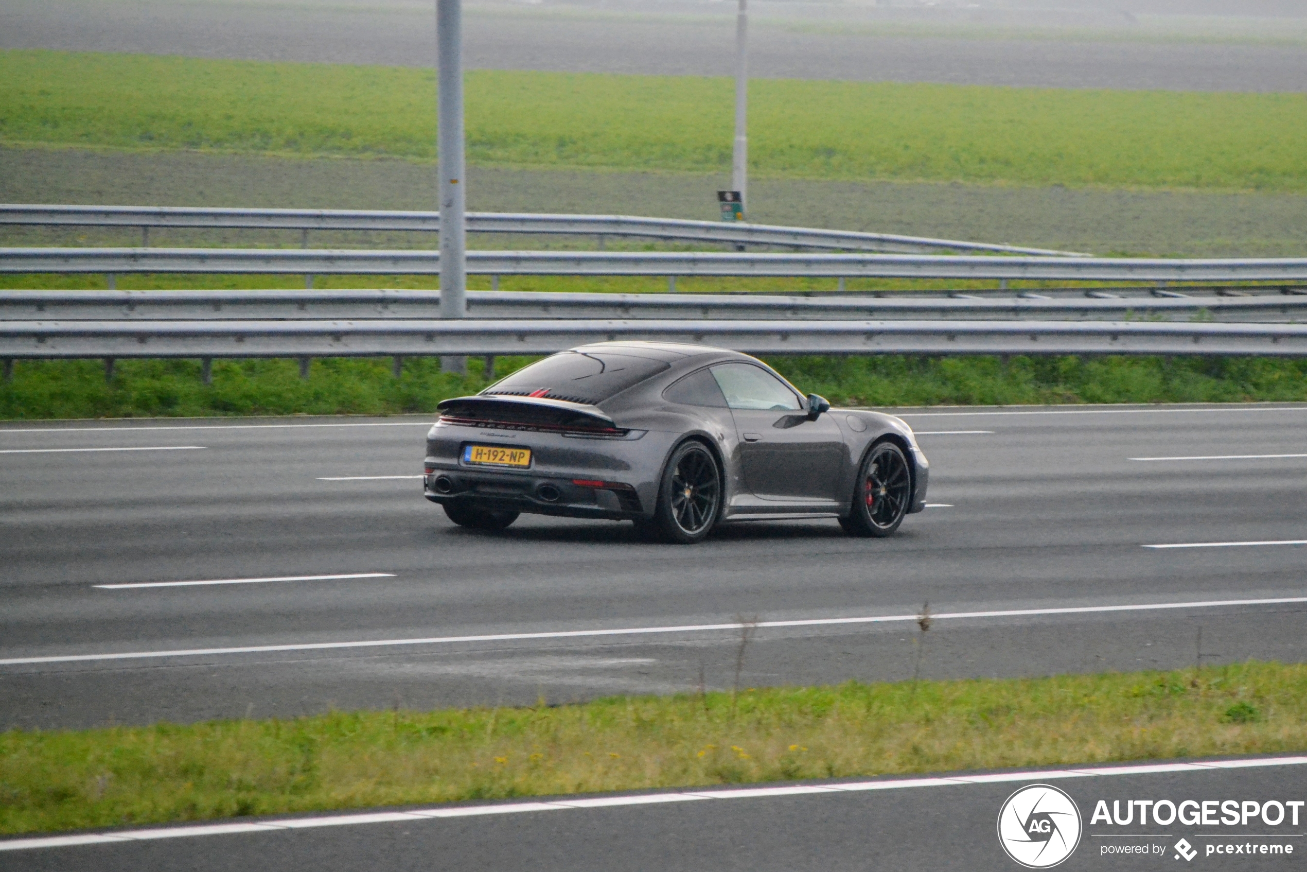 Porsche 992 Carrera S