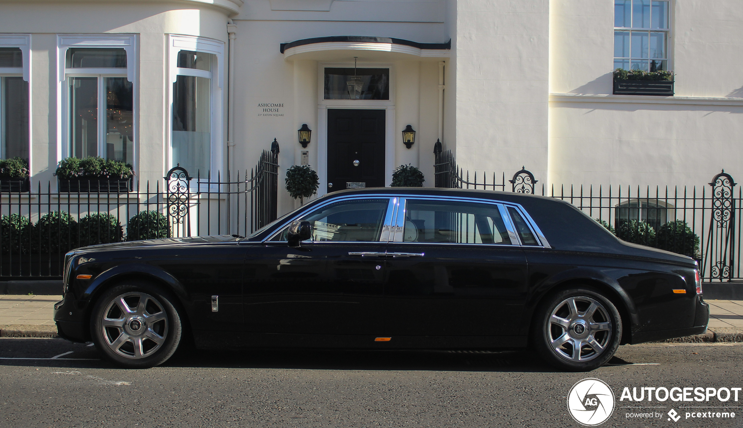 Rolls-Royce Phantom EWB Series II