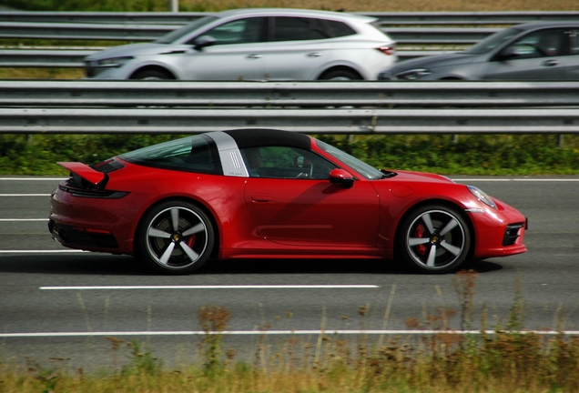 Porsche 992 Targa 4S