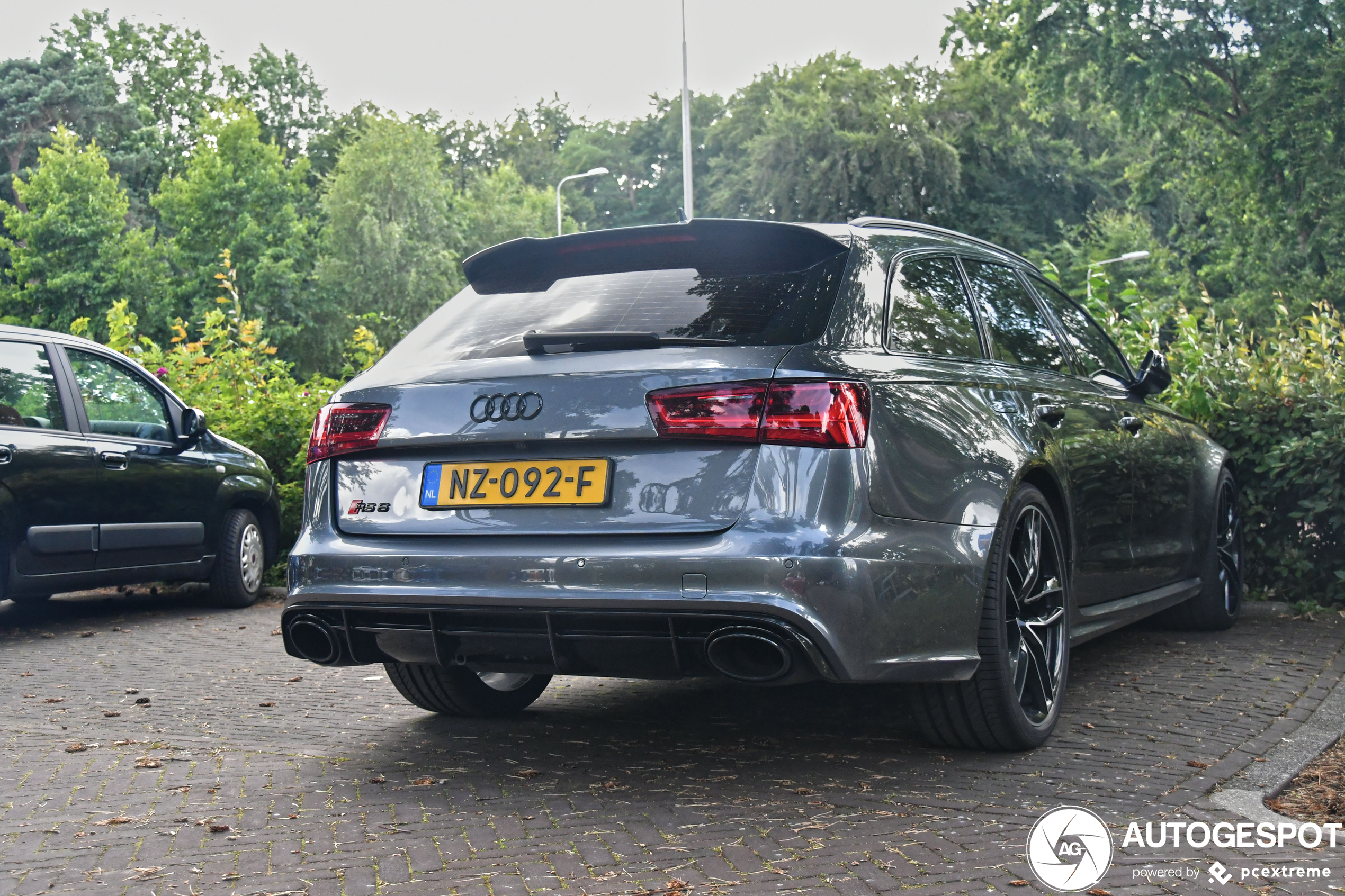 Audi RS6 Avant C7 2015