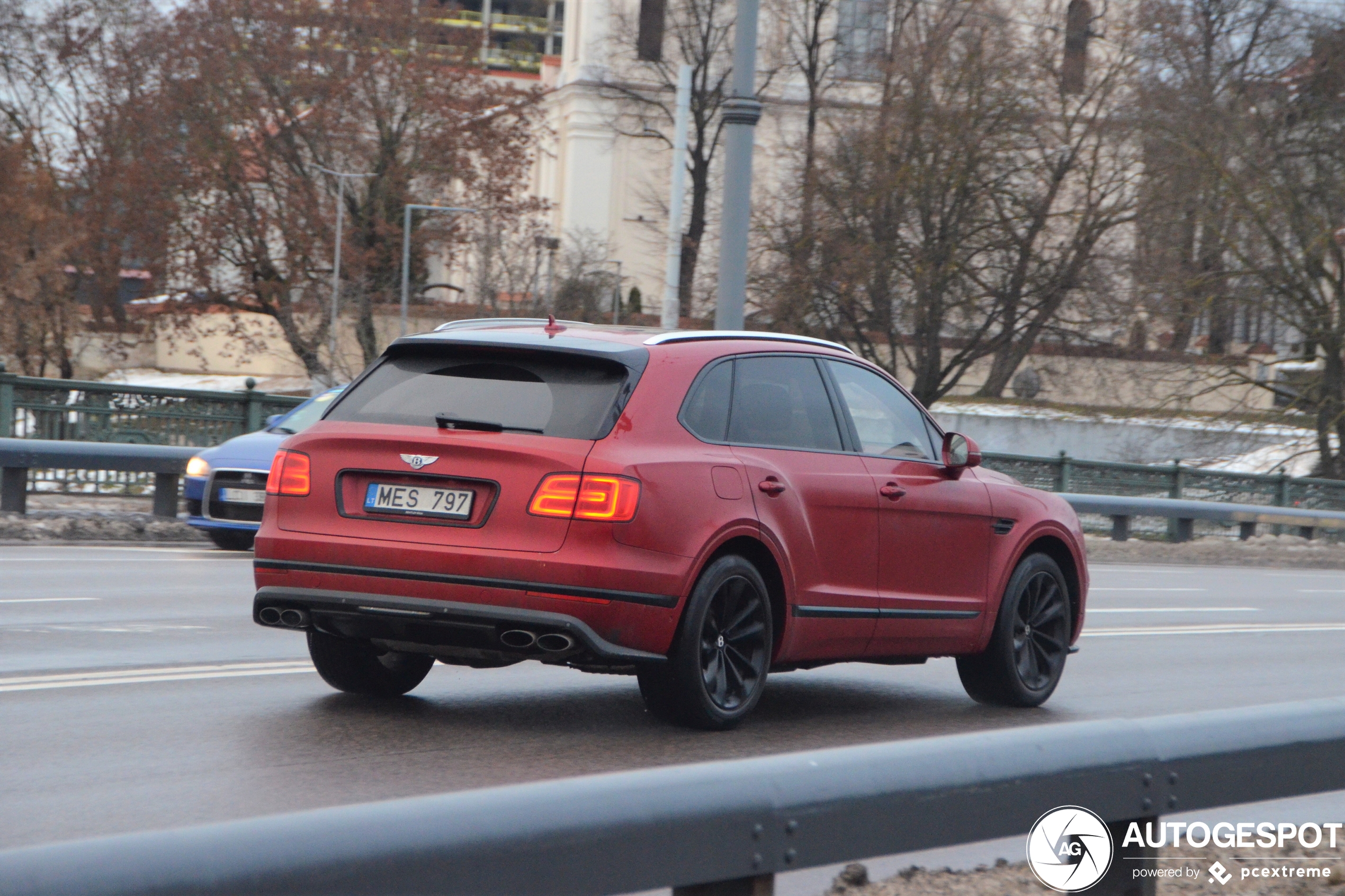 Bentley Bentayga Black Edition