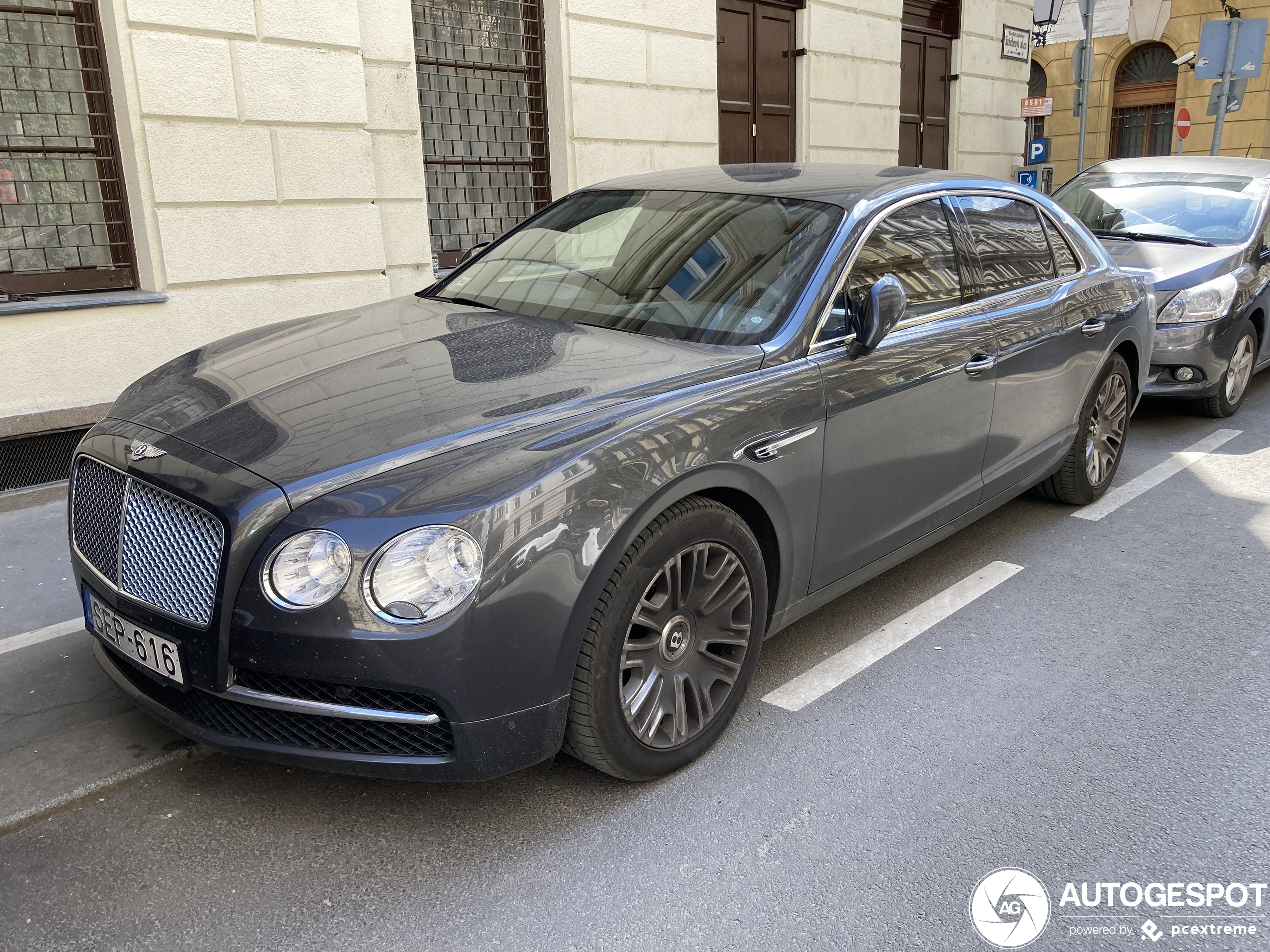 Bentley Flying Spur W12