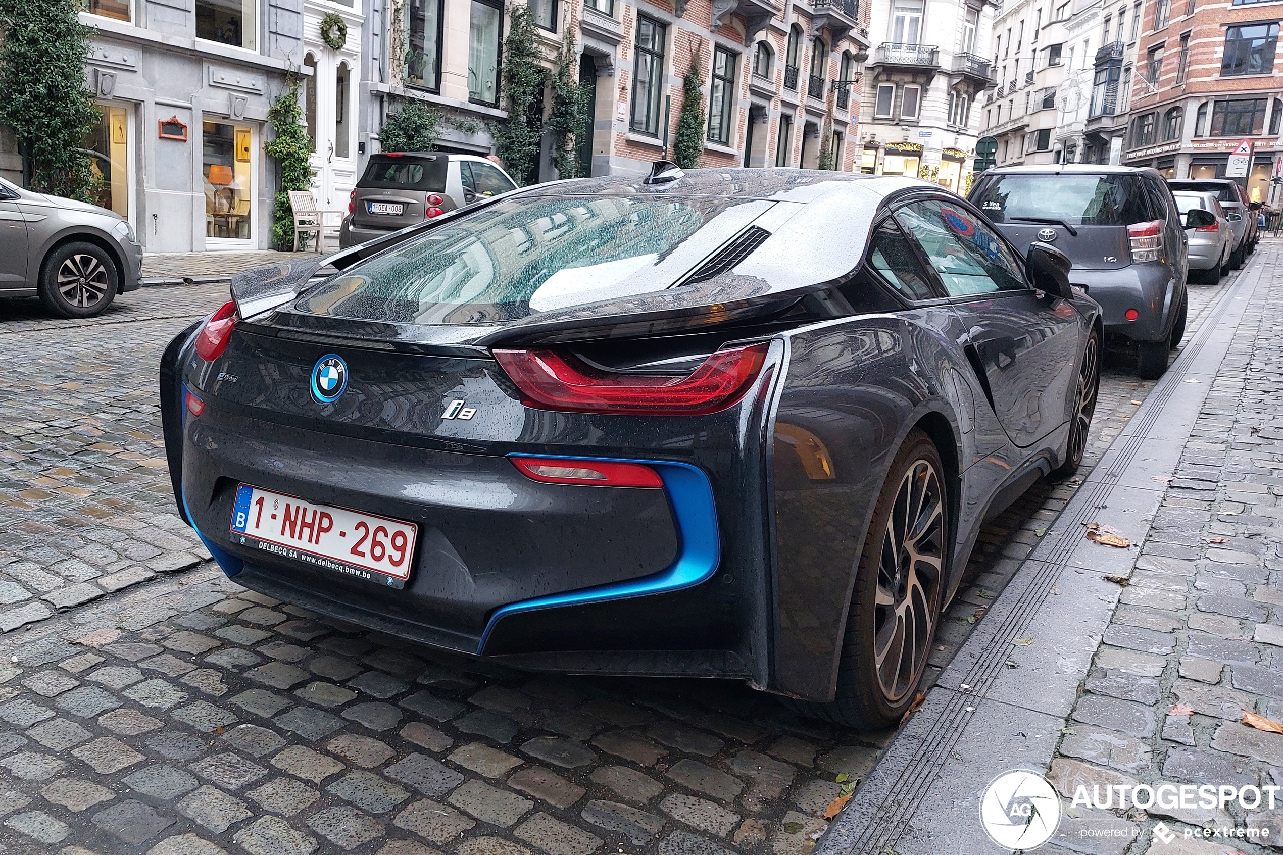 BMW i8