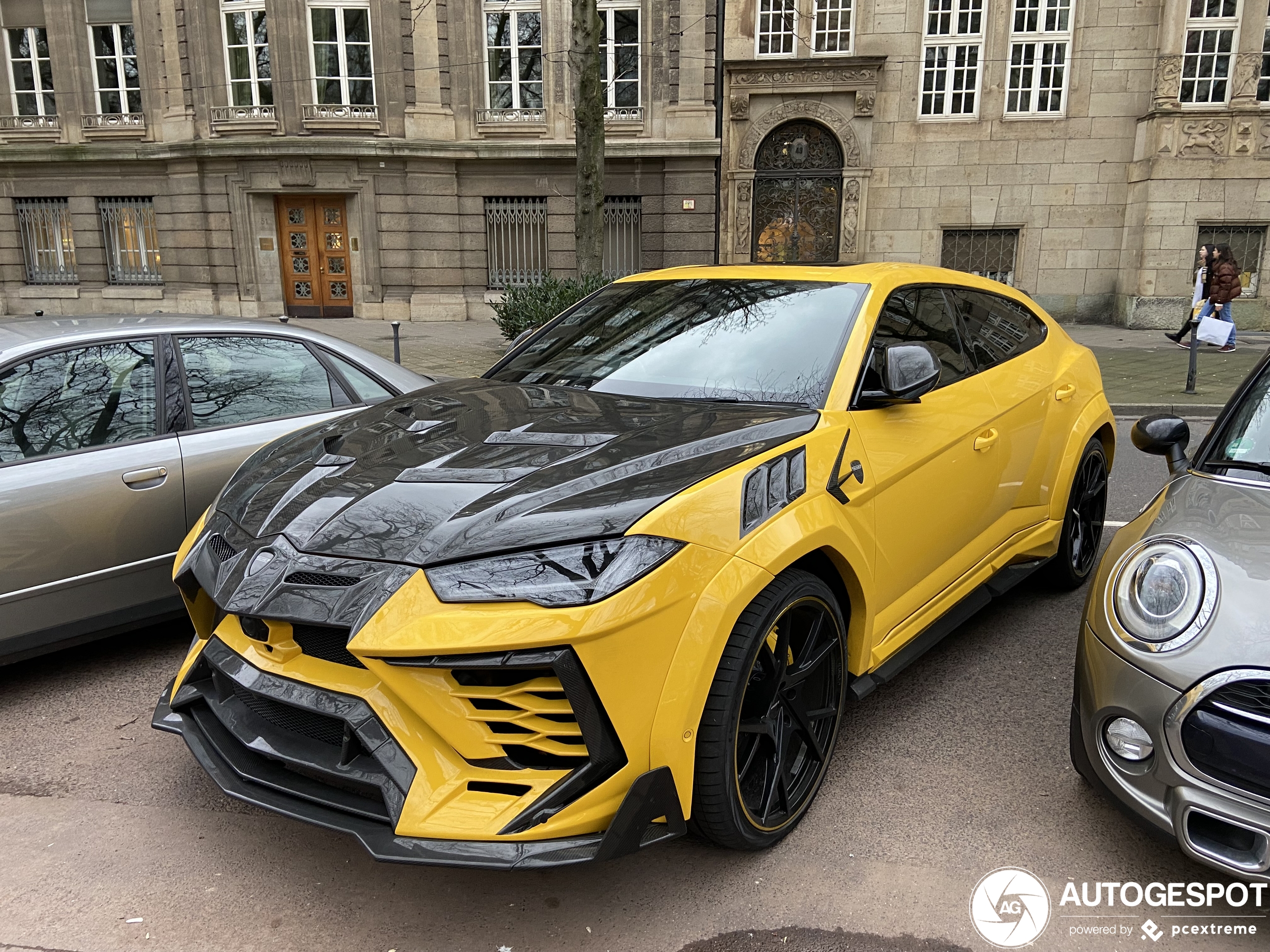 ユノス lamborghini-urus-mansory-