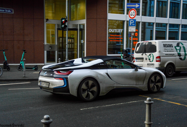 BMW i8 Roadster