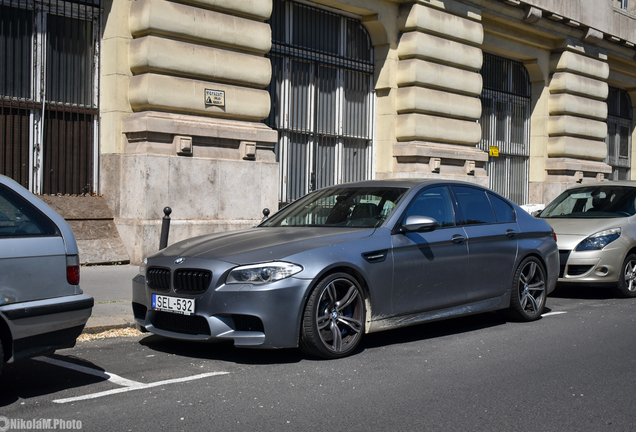 BMW M5 F10 2011