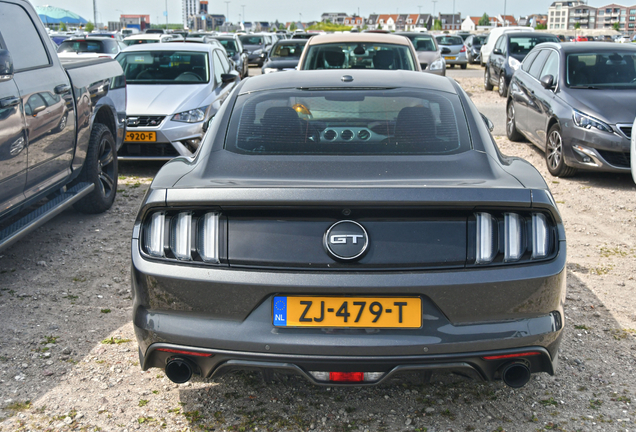 Ford Mustang GT 2015