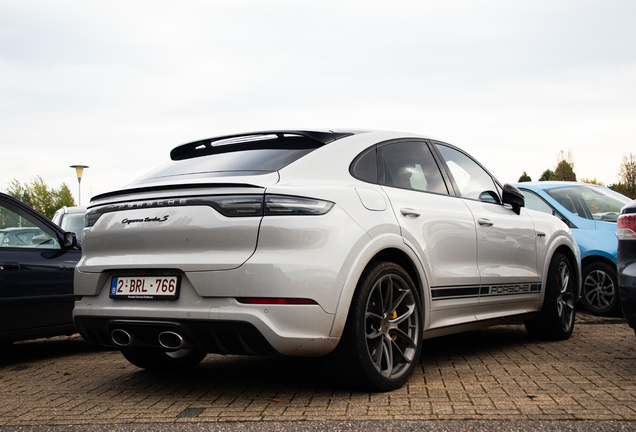 Porsche Cayenne Coupé Turbo S E-Hybrid