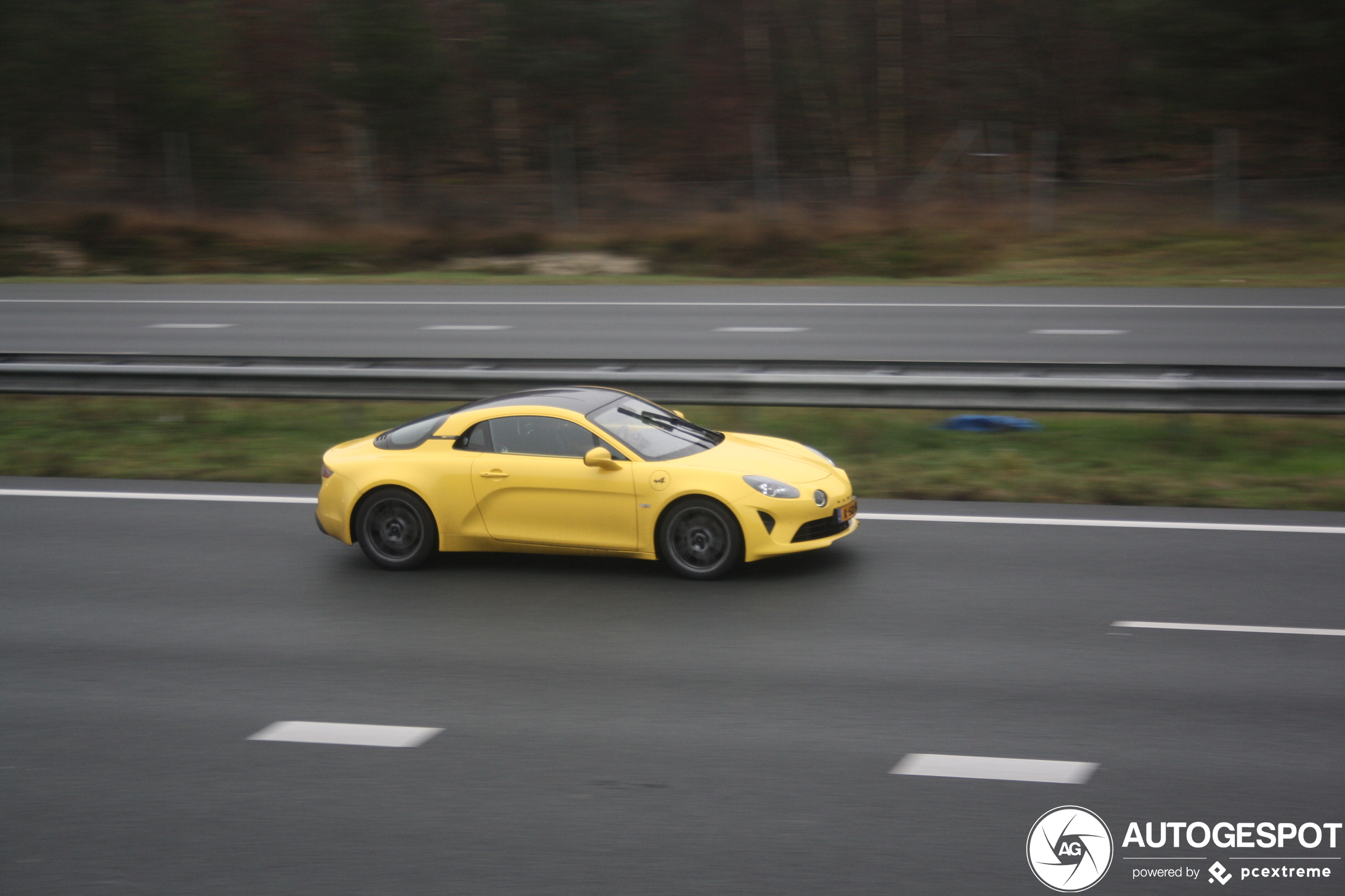 Alpine A110 Color Edition