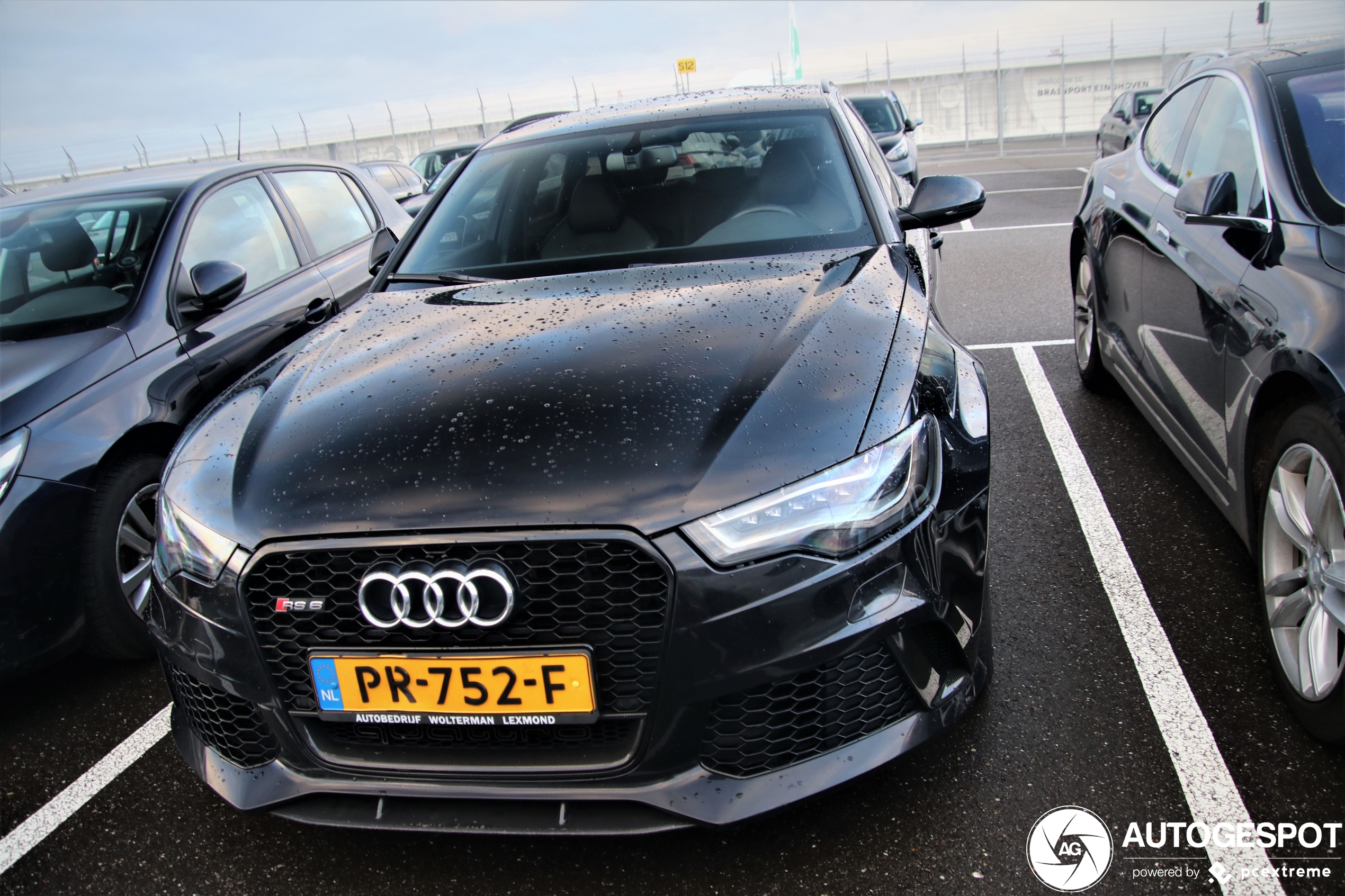 Audi RS6 Avant C7