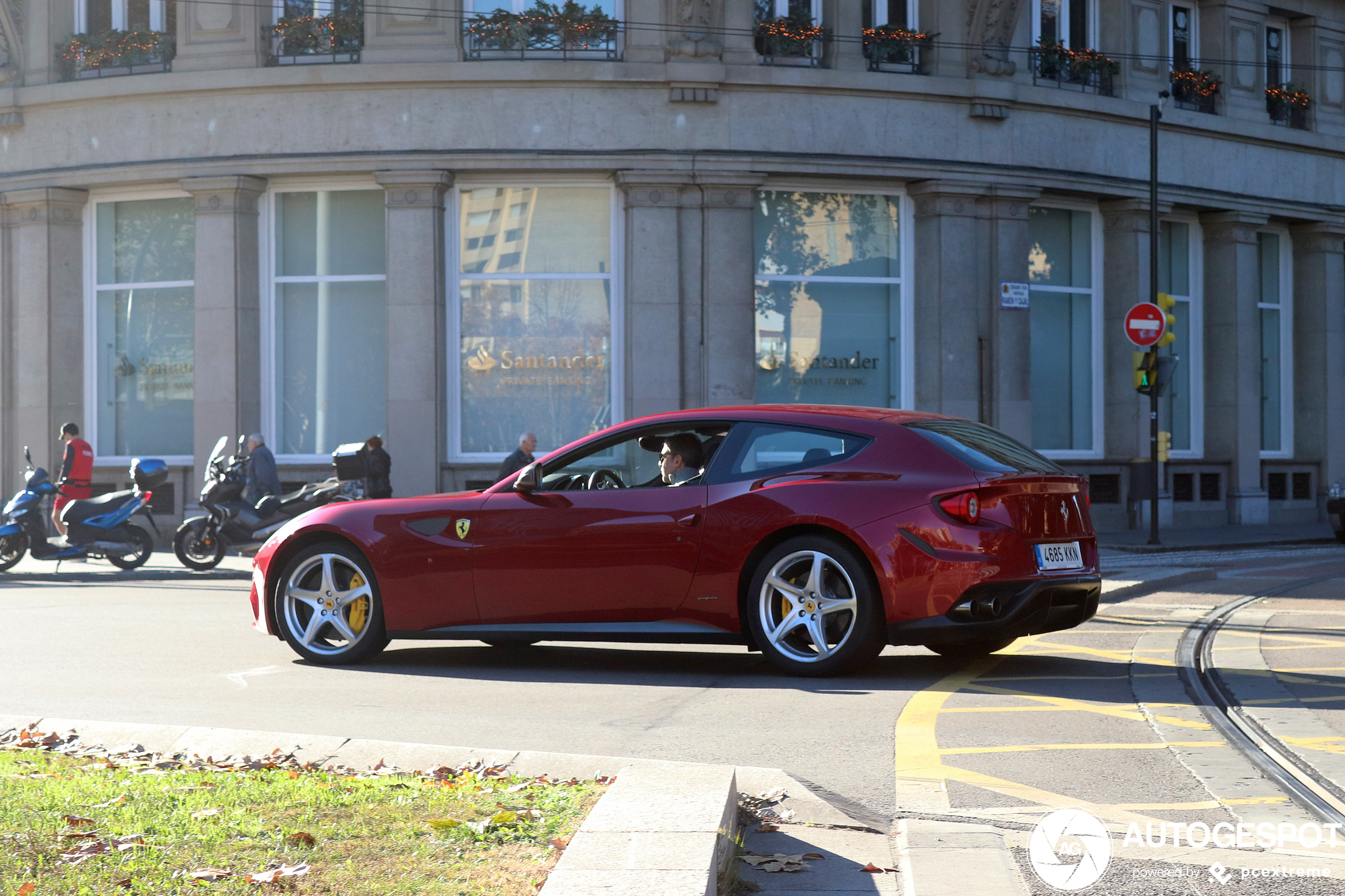 Ferrari FF