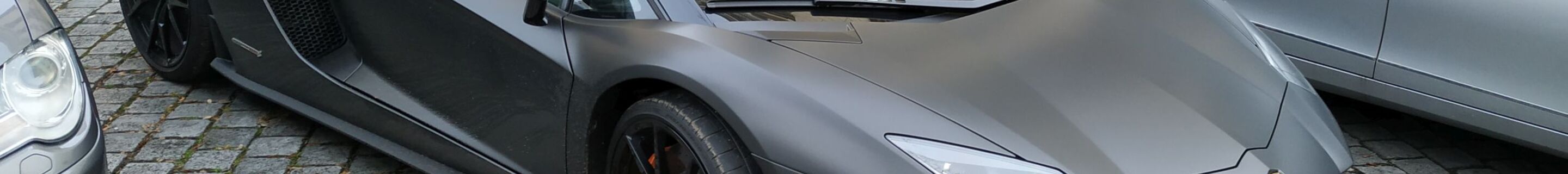 Lamborghini Aventador S LP740-4 Roadster