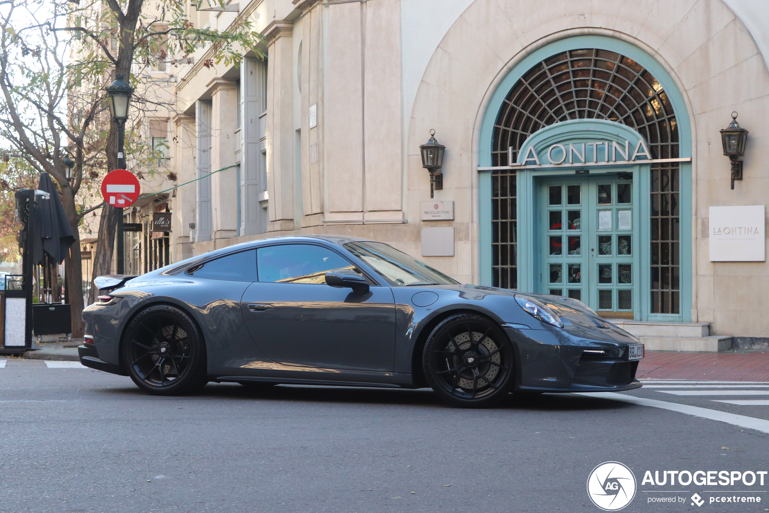 Porsche 992 GT3 Touring