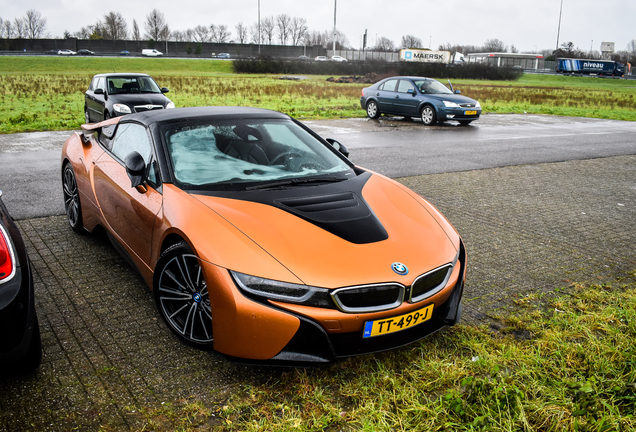 BMW i8 Roadster