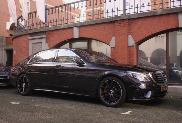 Mercedes-Benz S 63 AMG V222