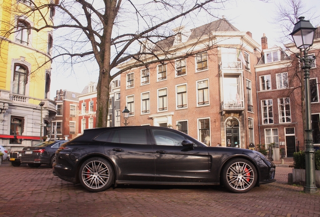 Porsche 971 Panamera Turbo Sport Turismo