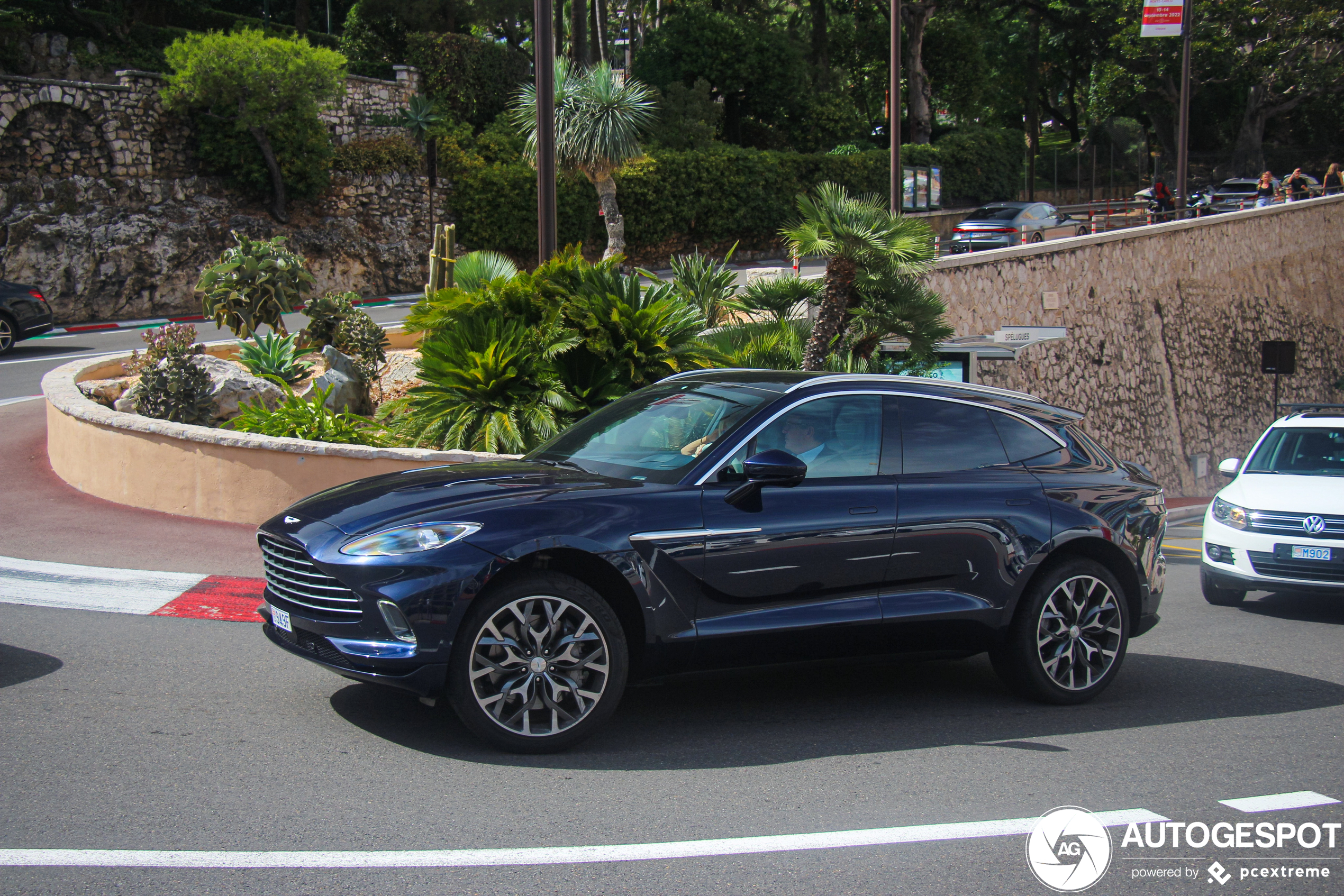 Aston Martin DBX