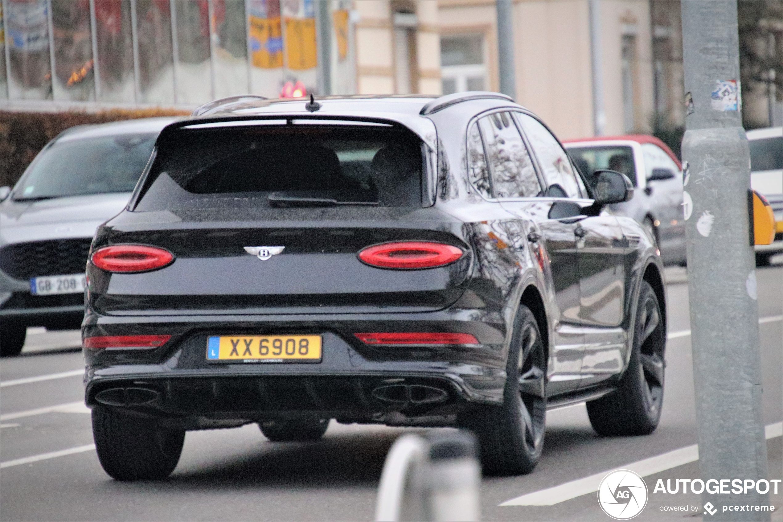 Bentley Bentayga V8 S 2022