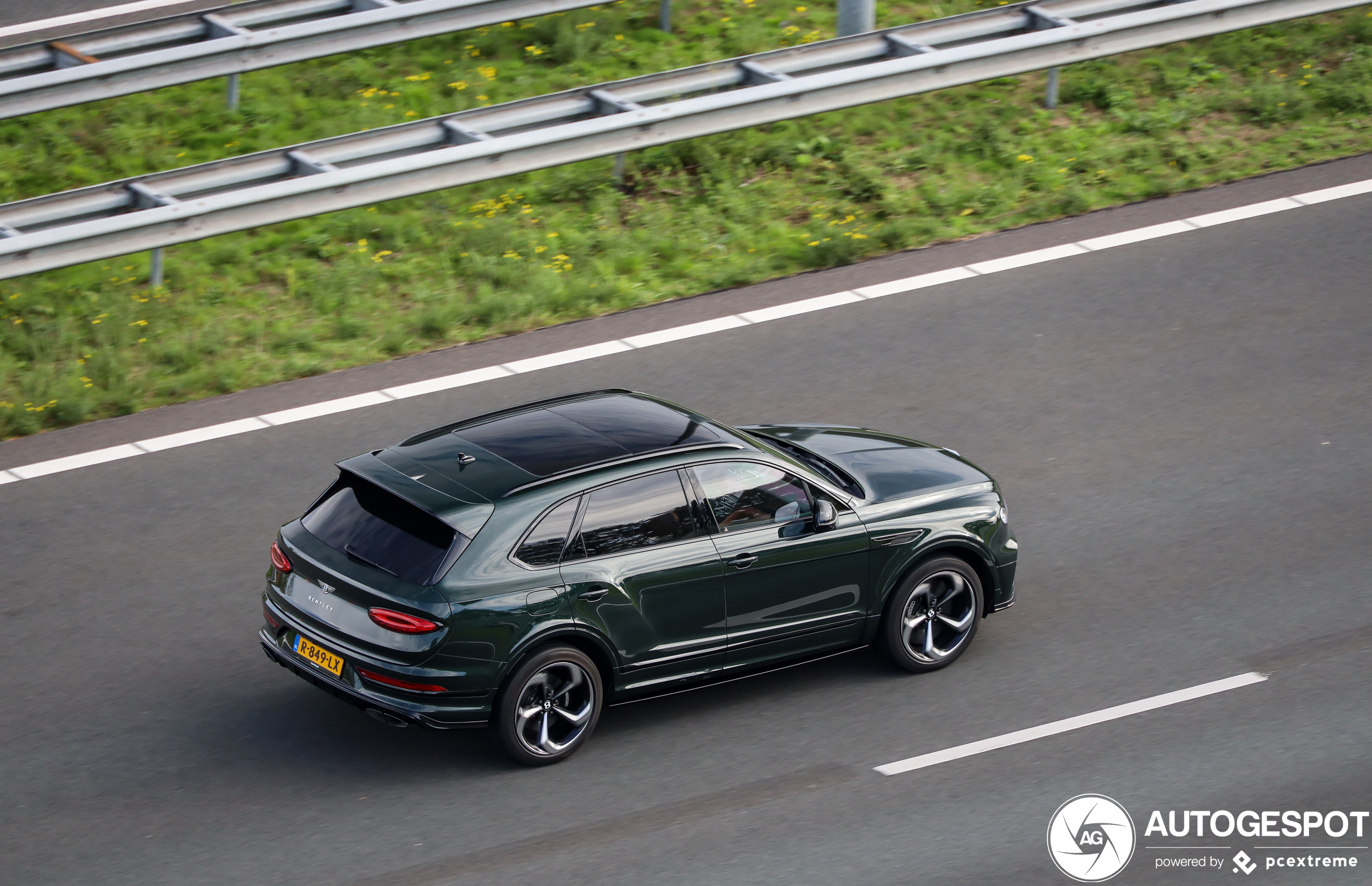 Bentley Bentayga V8 S 2022