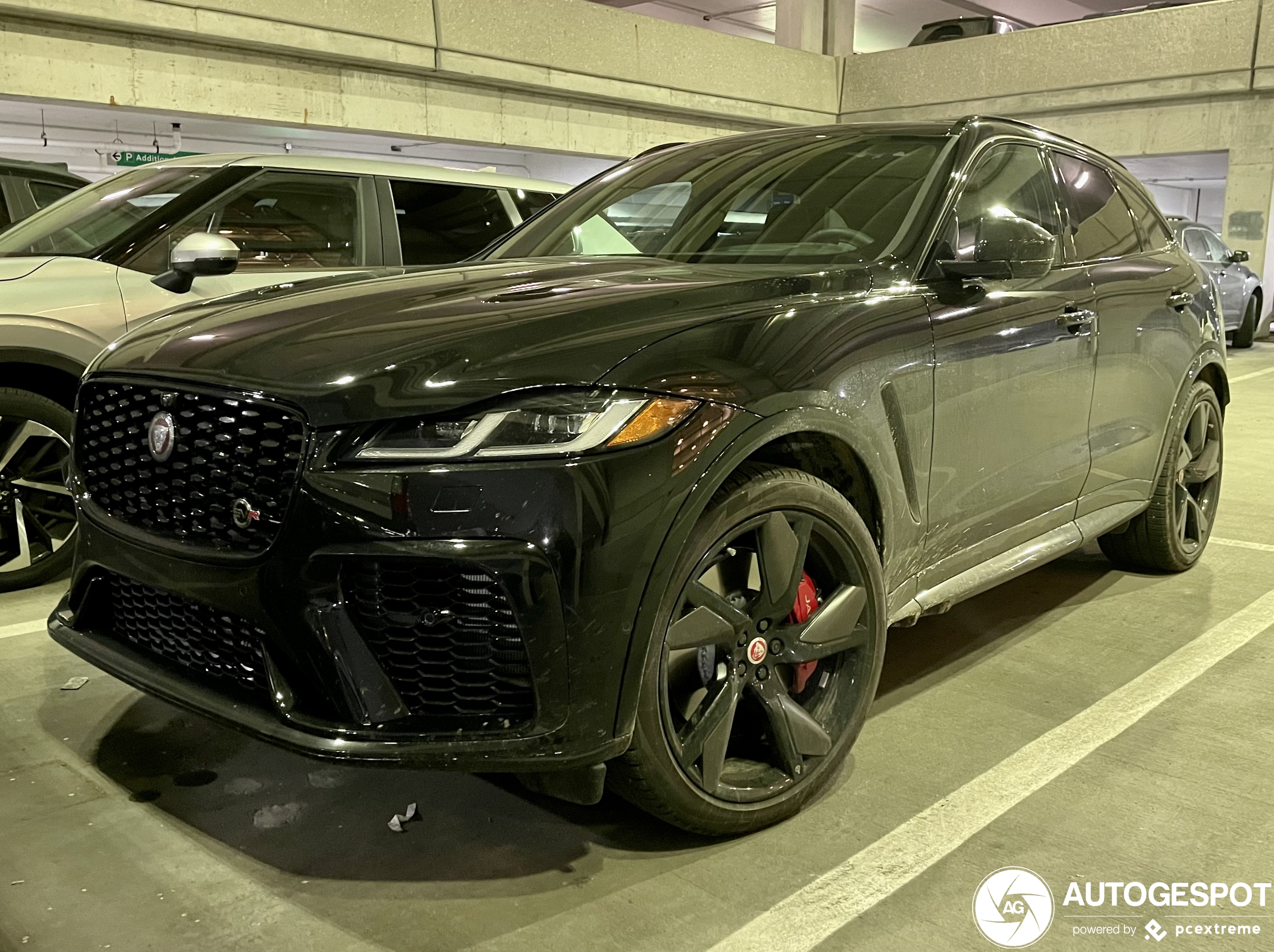 Jaguar F-PACE SVR 2021