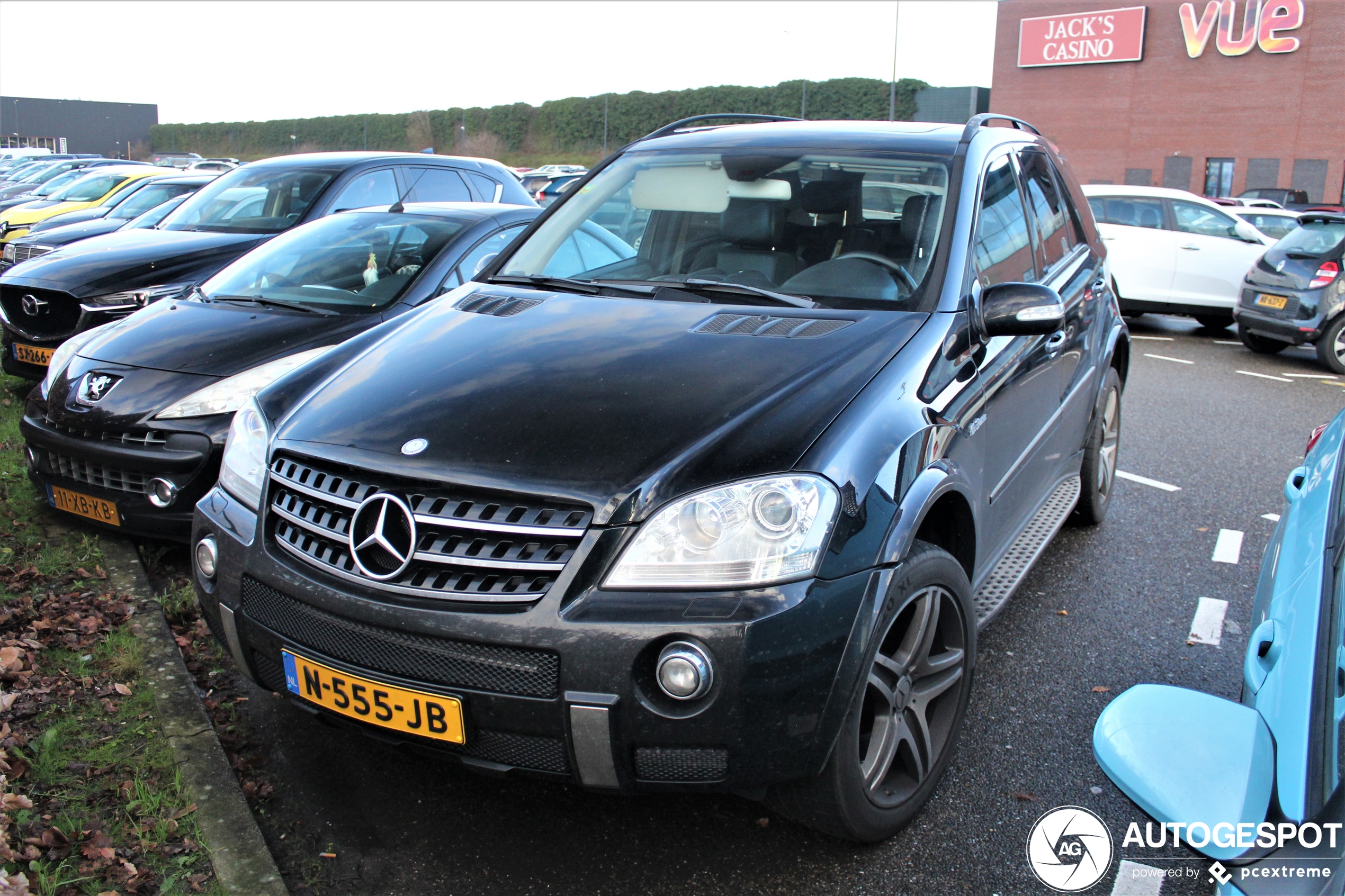 Mercedes-Benz ML 63 AMG W164