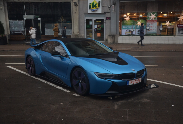 BMW i8