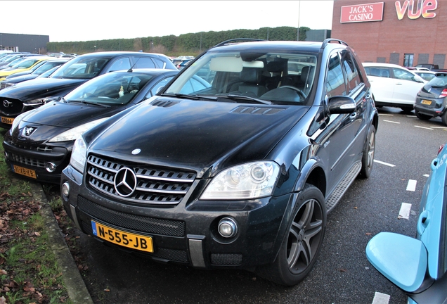 Mercedes-Benz ML 63 AMG W164