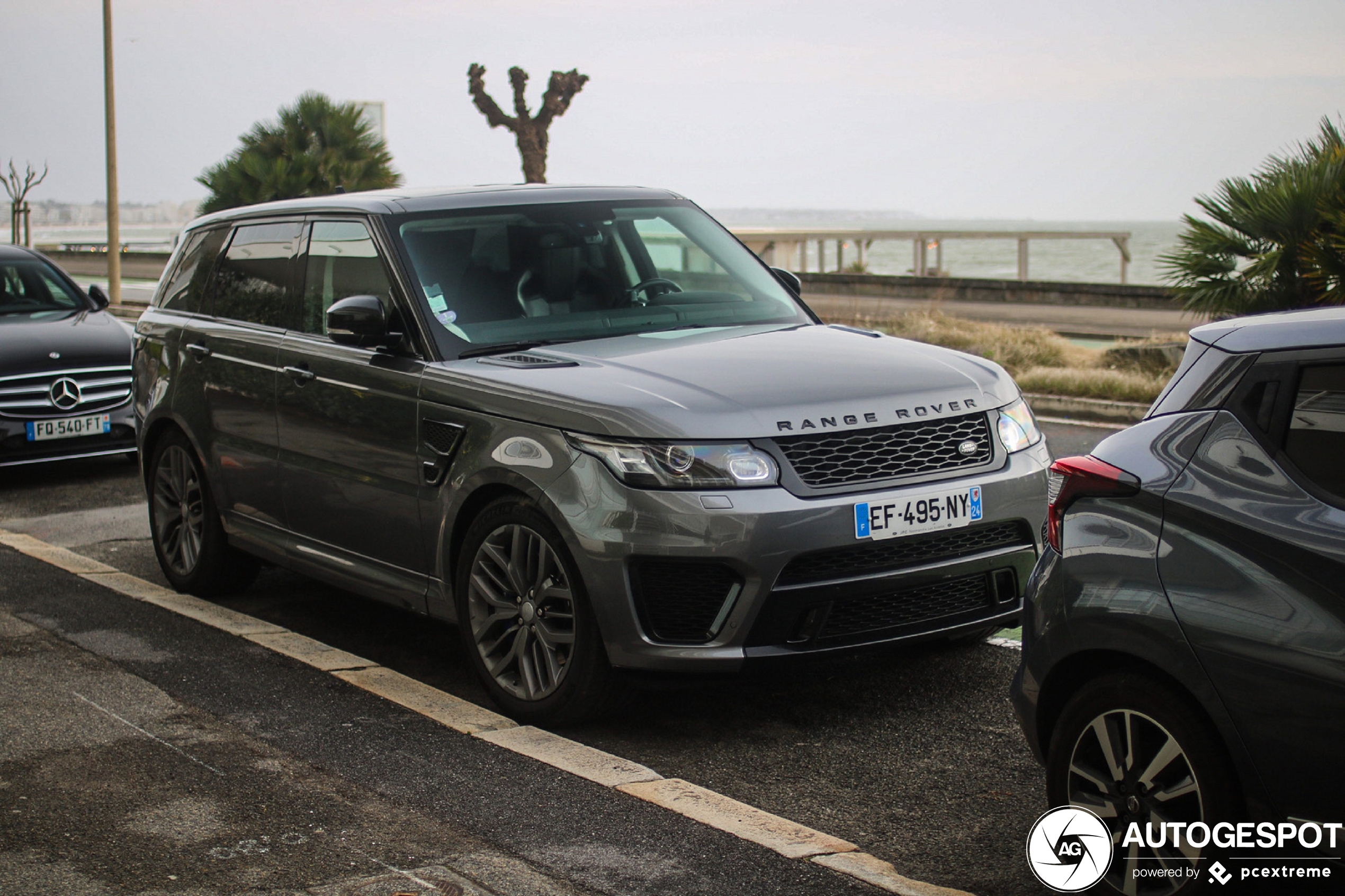 Land Rover Range Rover Sport SVR