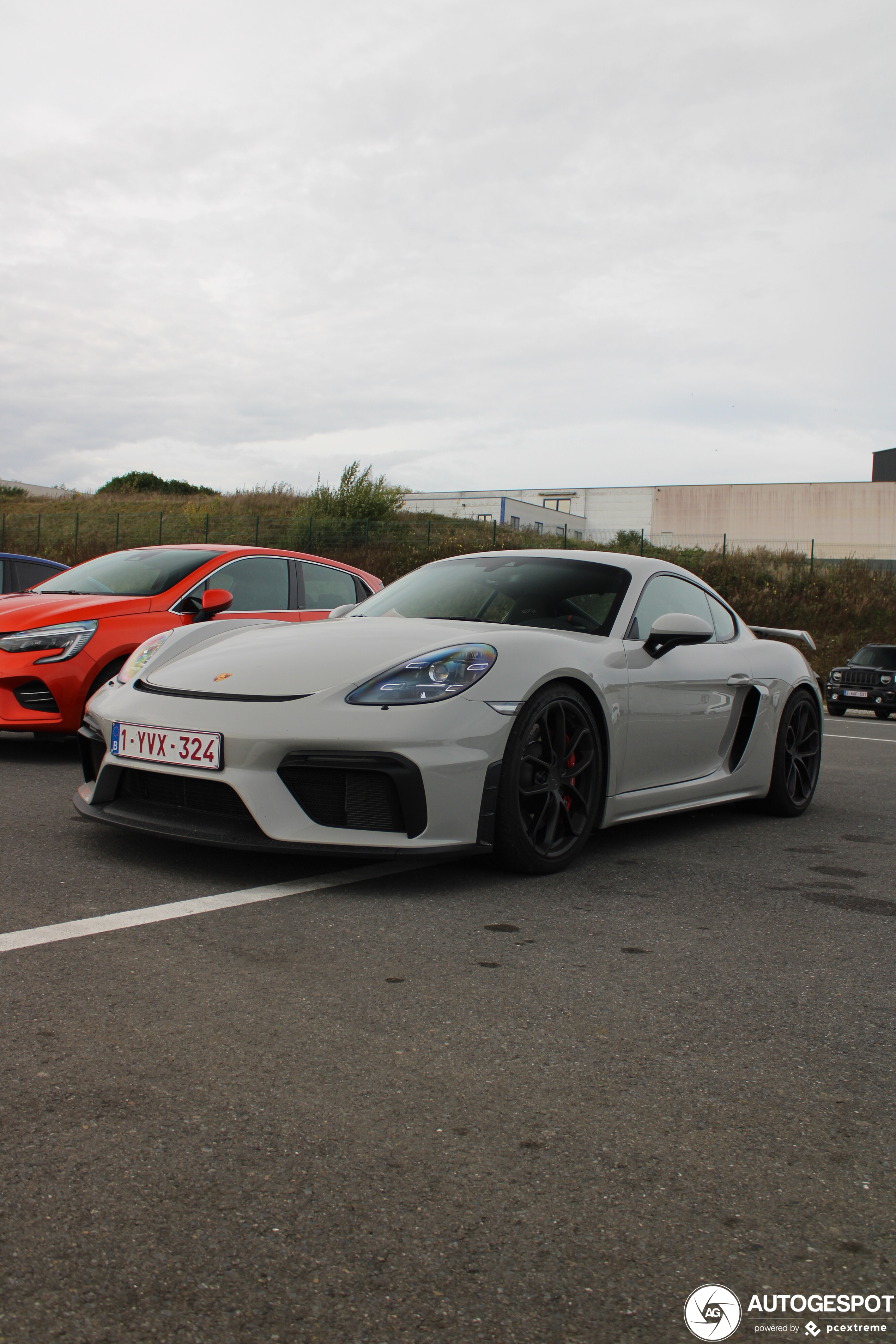 Porsche 718 Cayman GT4