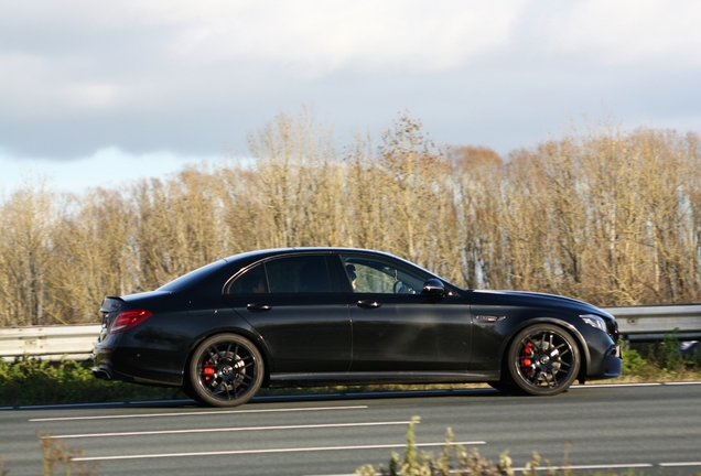 Mercedes-AMG E 63 S W213