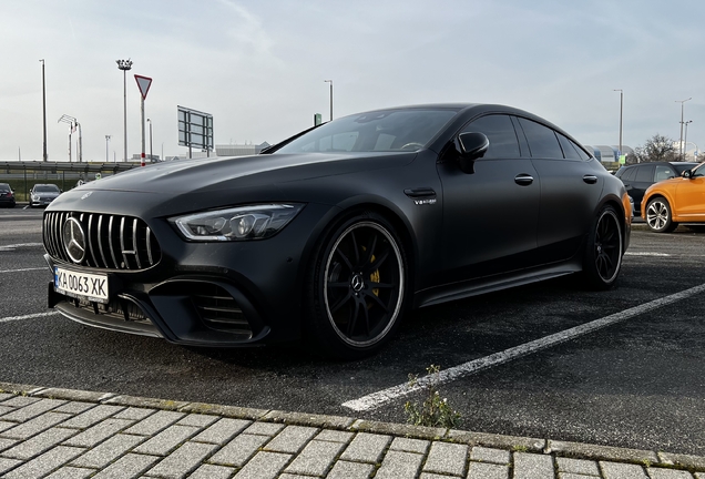 Mercedes-AMG GT 63 S X290