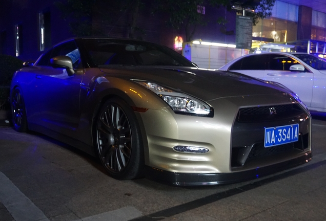 Nissan GT-R 2015