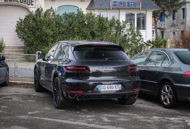 Porsche 95B Macan GTS