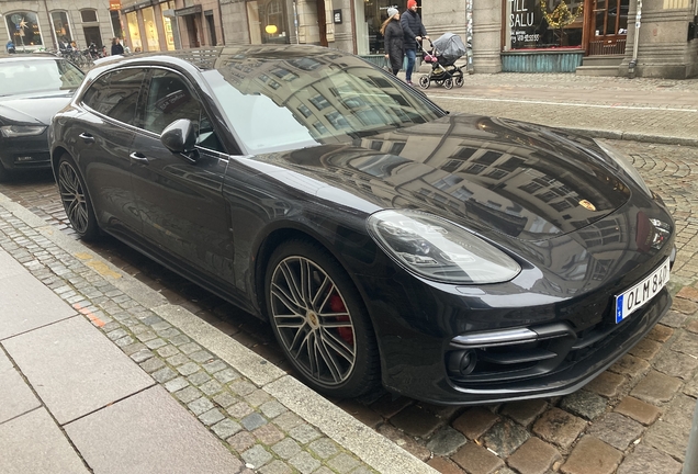 Porsche 971 Panamera GTS Sport Turismo