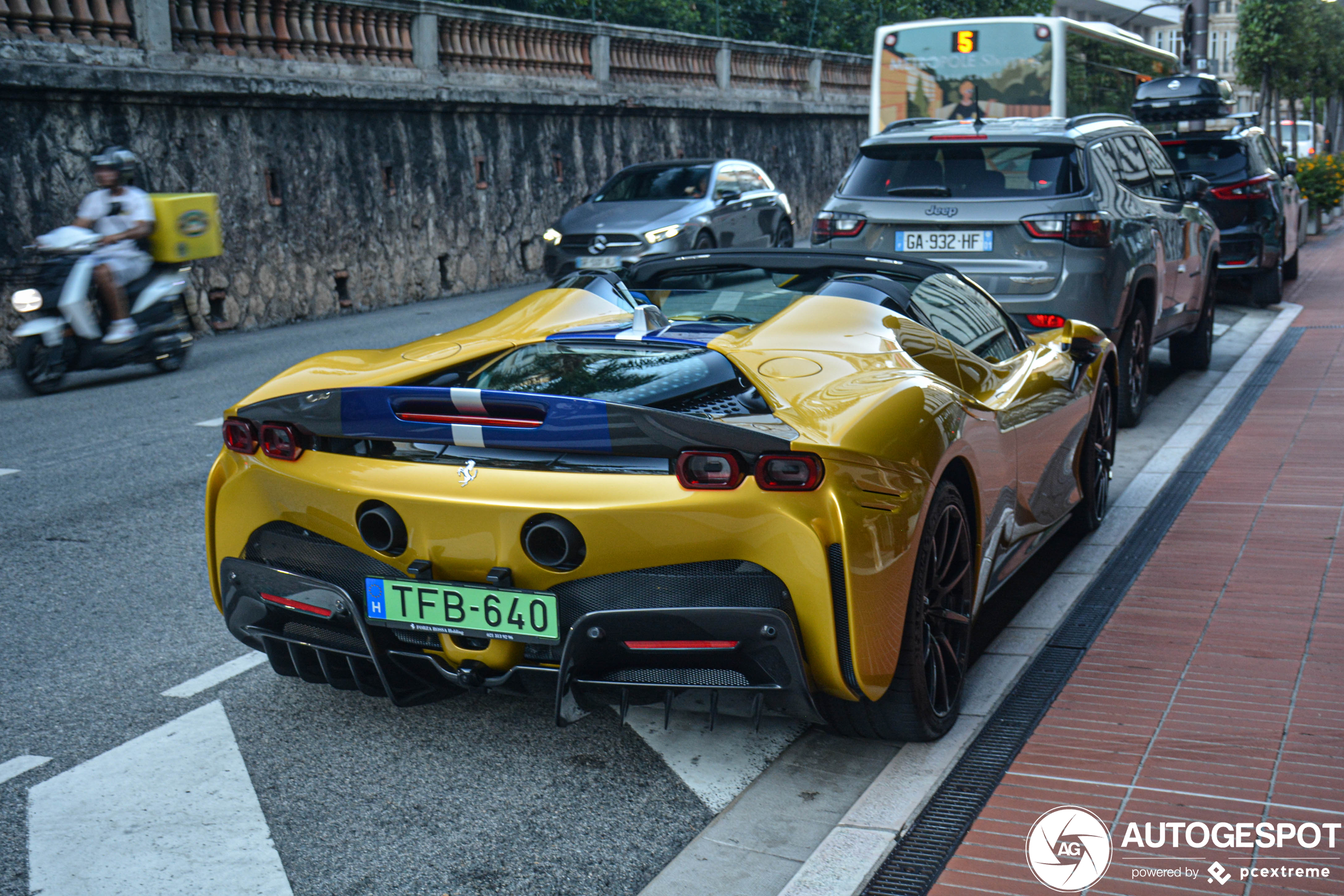 Ferrari SF90 Spider Assetto Fiorano