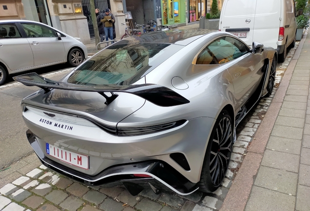 Aston Martin V12 Vantage 2023