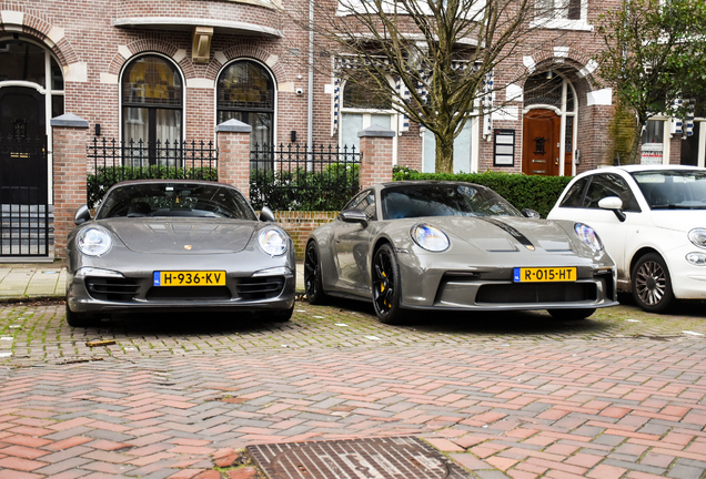 Porsche 992 GT3 Touring