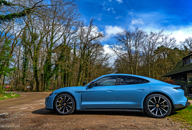 Porsche Taycan Turbo S