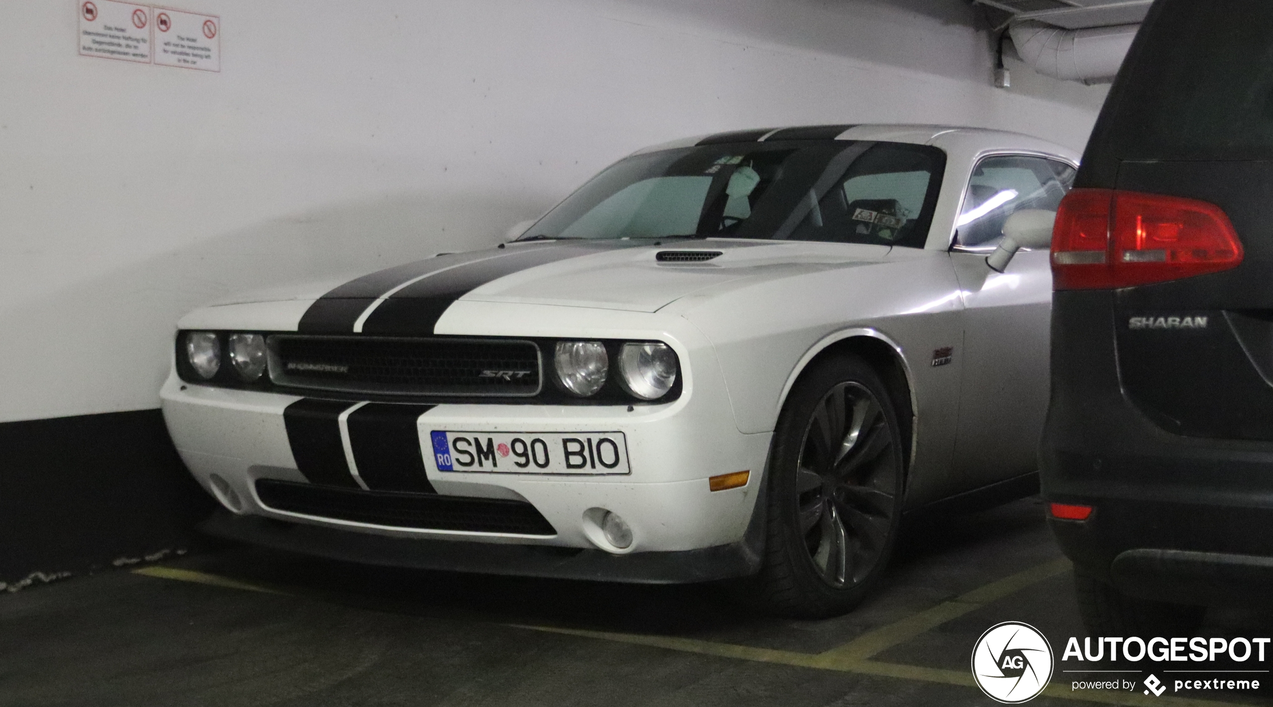 Dodge Challenger SRT-8 392