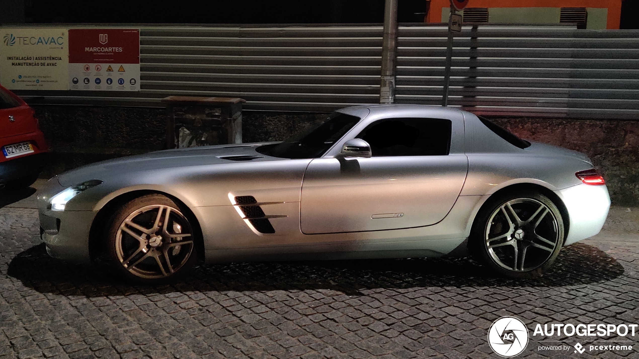 Mercedes-Benz SLS AMG