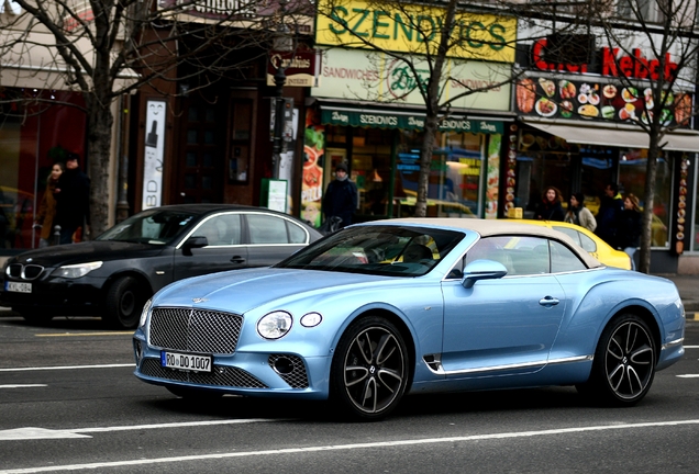 Bentley Continental GTC V8 2020