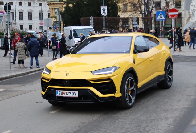 Lamborghini Urus